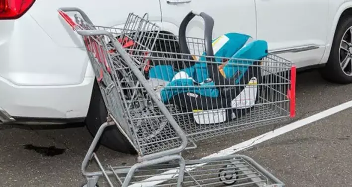 how to put car seat in shopping cart